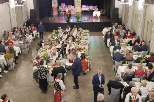 1 kwietnia br. Stowarzyszenie Gospodyń Wiejskich w Andrychowie zaprosiło na Konkurs Potraw Regionalnych „Stół Wielkanocny”
